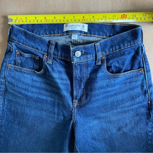 Women’s Abercrombie Curve Love The 90’s Straight Mid Rise Jeans - Picture 9 of 11